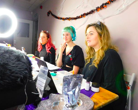 GP_LakesDales's tweet image. Did you catch Joy in Numbers and @cravencollege’s Spectacularly Spooky Halloween Make-Up tutorial last weekend?

If you missed out, head over to their instagram page and catch it on IGTV!
#joyinnumbers #halloweenmakeup #halloweentutorial #livemoredomore