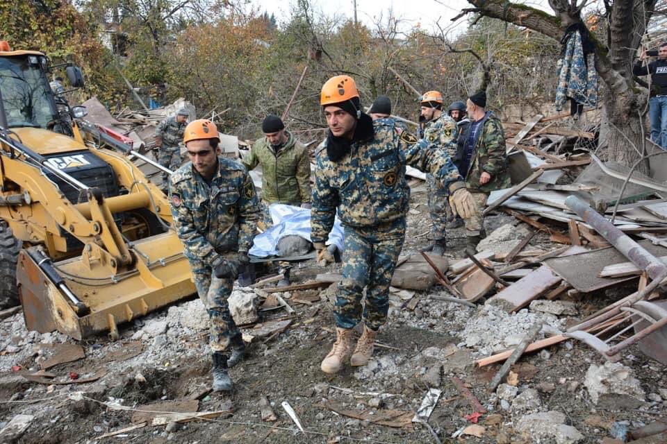 BakoyanRustam's tweet photo. 3 civilians died in #Stepanakert at night after the rocket attack. #Azerbaijan continues targeting Armenian peaceful civilian settlements, shelling cities! 

#StopAzerbaijaniAggression 
#StopAzeriWarCrimes https://t.co/Gedd2cBkNg