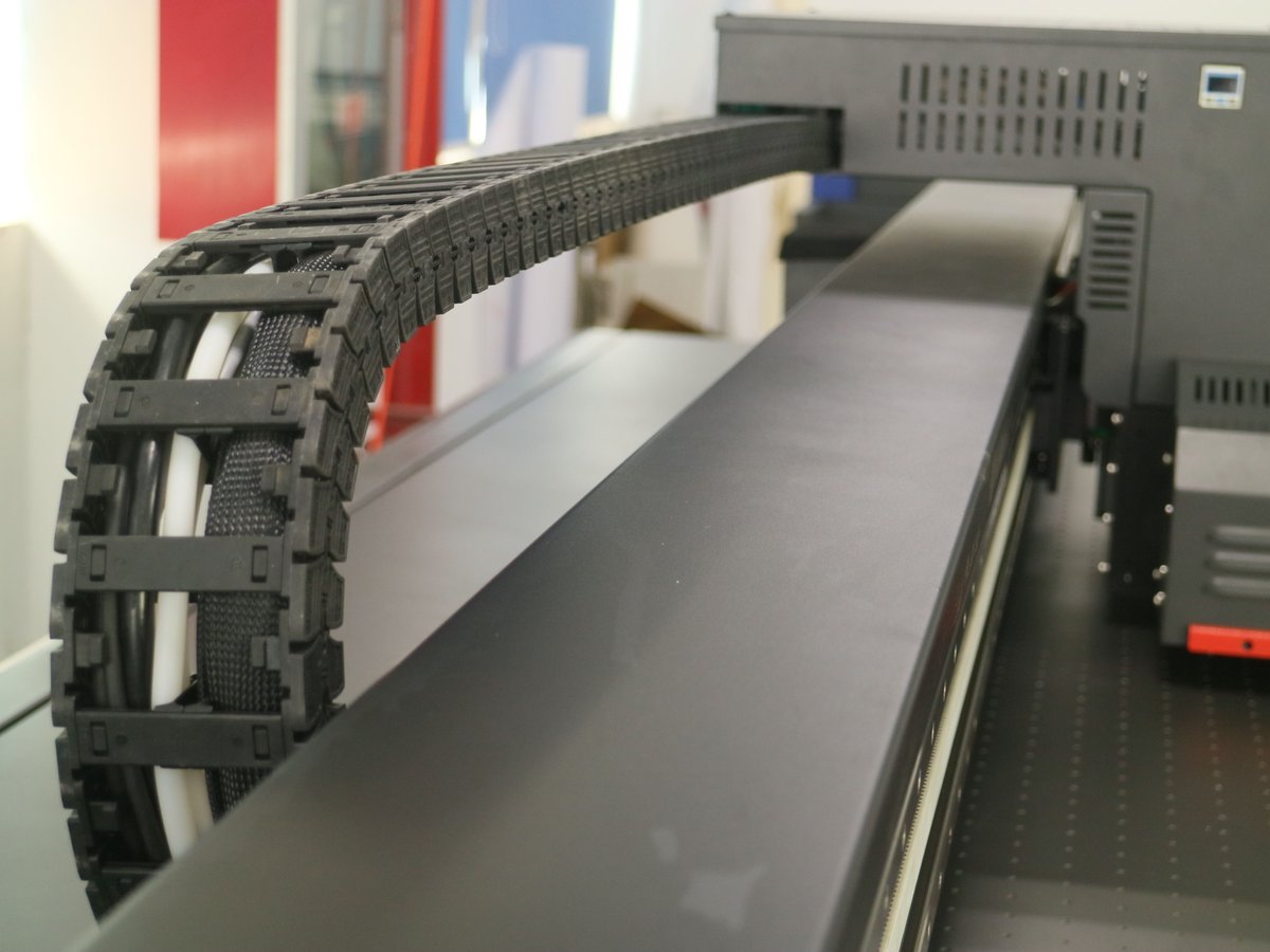 subprinting's tweet photo. Impresora plana de 600 mm x 900 mm #UV 2-4 cabezales de impresión opcionales
Capacidad: CISS (tanque de tinta de 1.5L)
Resolución de impresión Máximo 1200 ppp
Si está interesado, WhatsApp +8616643528238
#uvprinter #uvprinting https://t.co/RlMegMdTIg