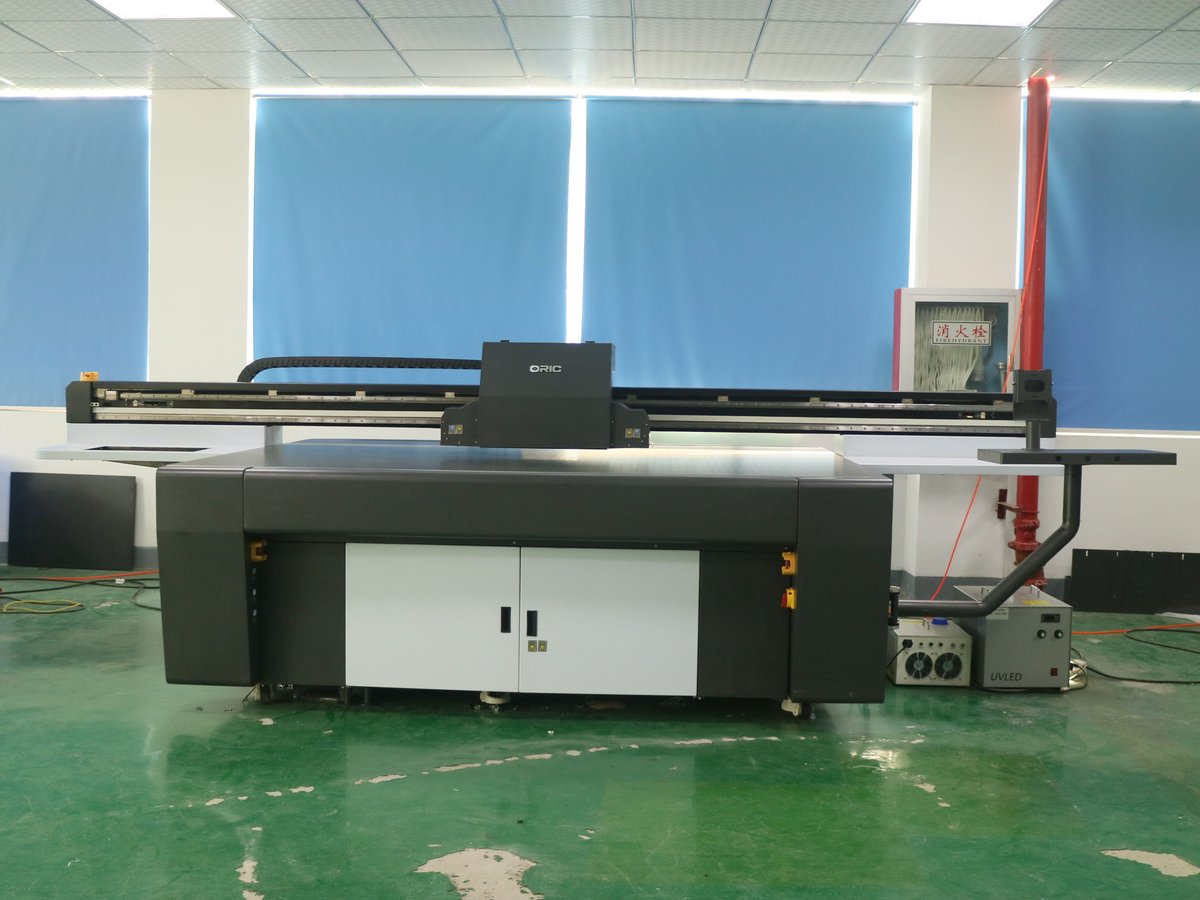 subprinting's tweet photo. Impresora plana de 600 mm x 900 mm #UV 2-4 cabezales de impresión opcionales
Capacidad: CISS (tanque de tinta de 1.5L)
Resolución de impresión Máximo 1200 ppp
Si está interesado, WhatsApp +8616643528238
#uvprinter #uvprinting https://t.co/RlMegMdTIg