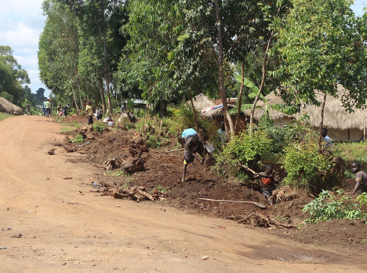 CMahagi's tweet photo. https://t.co/WyKQplvm0u
CDM : Projet d’aménagement et d’élargissement de la route DRII https://t.co/FnKNQYwf0v