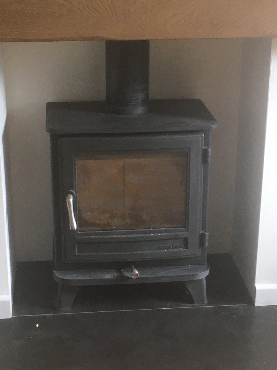 sczes's tweet photo. Things that look better lit.
Certainly this logburner, and definitely this gorgeous bathroom mirror.
Mirror is available from LIT in Bramhall and also has a built in shaver point.
For all your electrical needs, no matter how small, call us on 0161 696 8151 or visit our website. https://t.co/FqEoWPHV1A