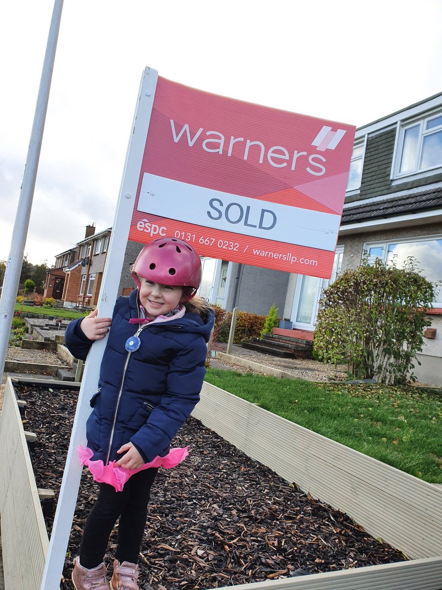 StaceyEBurns's tweet photo. Onto our new journey.
#HouseIsSold
#PackingHasAlreadyCommenced https://t.co/6J6vvku4Hx