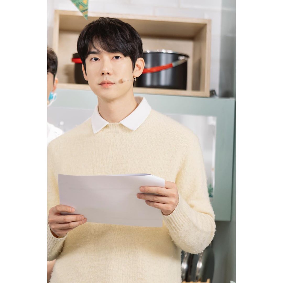 yooyeonseok_ph's tweet photo. 201106 @kkbyss King Kong by Starship IG update 

Bts of the Spam Online Cookbang 
-
#YooYeonseok #Advertise #Spam #OnlineCookbang #Behind #LemonYeonseok #🍋 #YooChef #💛💛

https://t.co/jp2FLICT58 https://t.co/nasRRYzVPJ