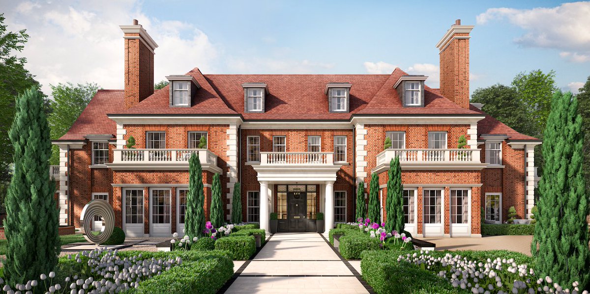 NivedaRealty's tweet photo. Set within manicured gardens, Crossways has a regal gated entrance and offers lateral space across seven opulent three-bedroom apartments and two stunning three-bedroom penthouses. To find out more about Crossways, read more here: https://t.co/0CfQfUlR4M. #propertynews #niveda https://t.co/6OyiqgsB2E
