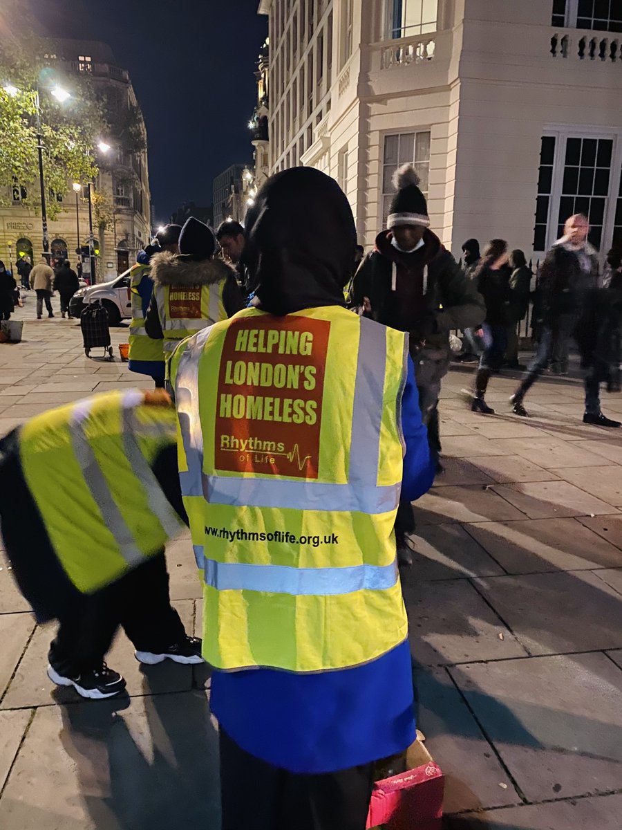 RhythmsOfLife's tweet photo. Lockdown can't stop us! 
still serving our homeless friends 7 days a week, as we have done every day for the last 12 years!
thank you to all our amazing #volunteers ❤️

#Homeless #homelesscharity #helpingothers #londoncharity #food #feedingthehomeless #EveryoneIn https://t.co/Qxbx1zUIDC