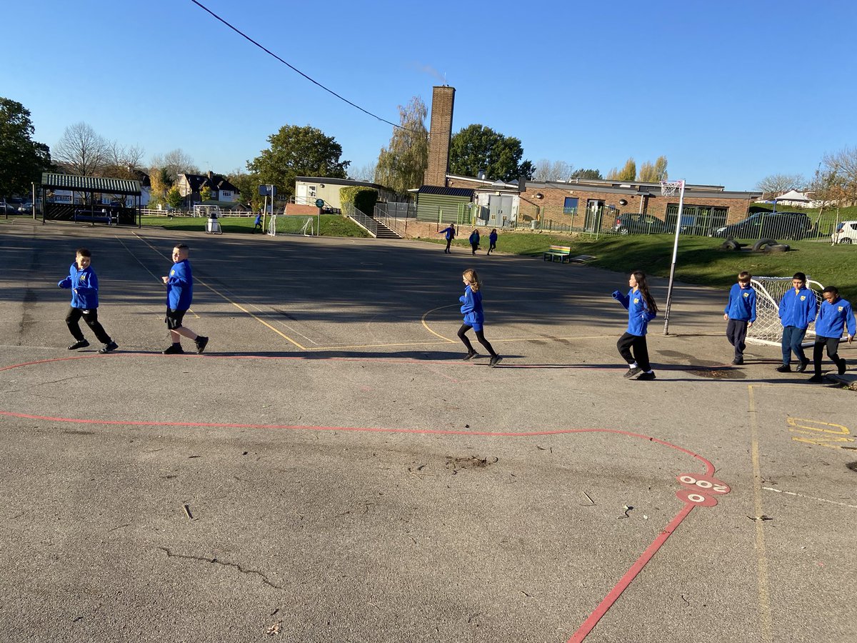 EversleyPrimary's tweet photo. Our children really enjoyed running for #Enfield and raising our borough’s total in the @LdnYouthGames cross country event this week!  🏃🏻‍♀️🏃🏽‍♂️🏃🏾🏃🏽‍♀️🏃🏼🏃🏿‍♂️ 💨 https://t.co/K4f3SzTJJY