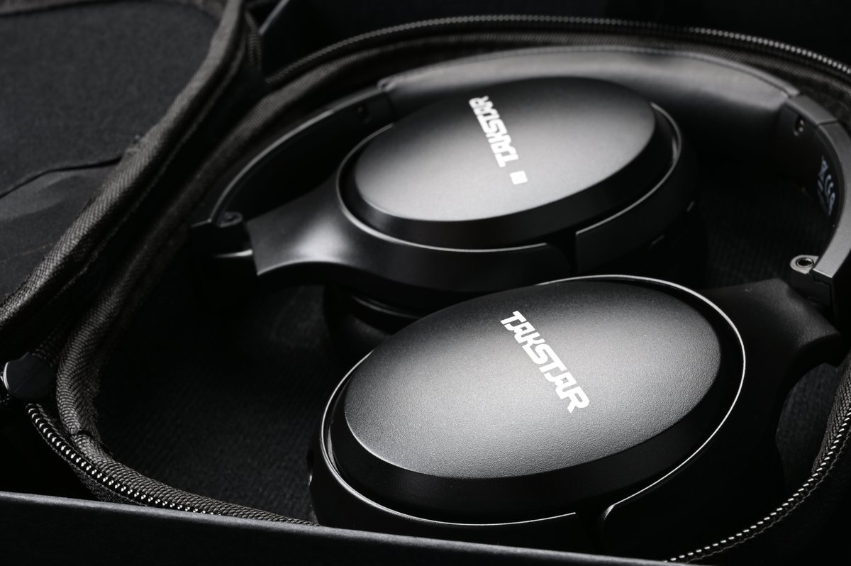 Takstarofficial's tweet photo. Loving the look and built of #ML850 wireless Stereo headphone.🤩
Learn more at https://t.co/xT7EqdDCJt https://t.co/qvwSEL1PAo