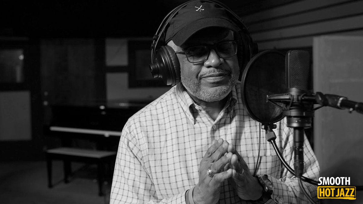 SmoothHotJazz's tweet photo. Hoy descubrimos con su primer single a Gil (https://t.co/q5hbmneGKv) el vocalista de Detroit Gil Johnson (GIL) lanza "Keep on Walking" es una versión de la melodía de Gino Vannelli y es el primer lanzamiento del próximo EP, "Sometimes A Man". 

#News #Releases #SmoothJazz https://t.co/vEltvh4NP1