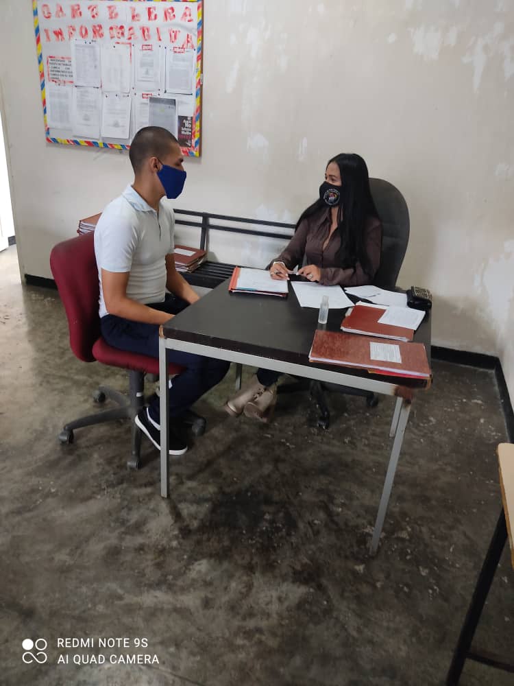 mppsp_dgcdp's tweet photo. Respetando las medidas de bioseguridad nos dirigimos a la Entidad de Atención Ciudad Caracas realizamos  Jornada de Atención Jurídica a los Adolescentes en Conflicto con  la Ley Penal garantizando así la Tutela Judicial Efectiva. #DDHH #DGALA @Blancoliceth @mirelct @NicolasMaduro https://t.co/X7EvTx2pJq