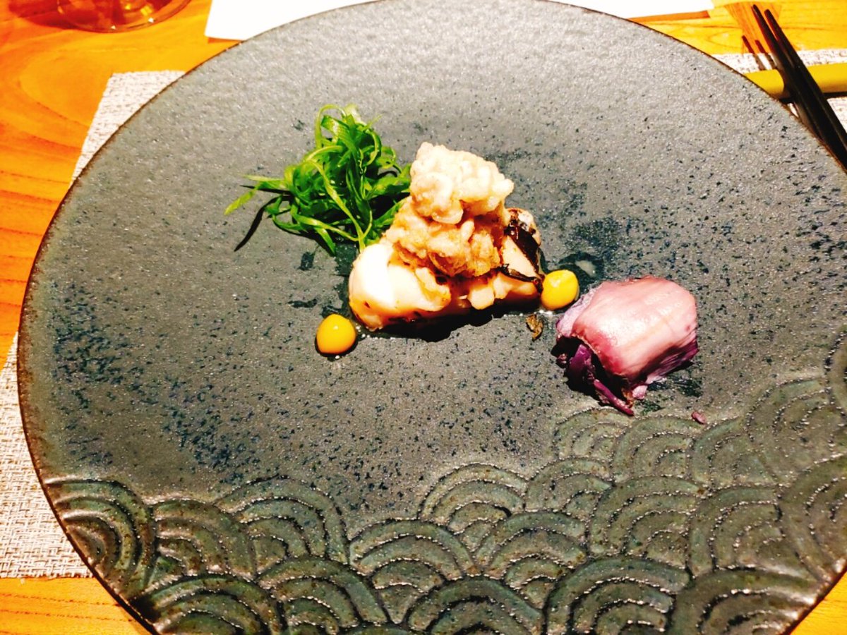 BodyPiercing_M's tweet photo. 今日は久しぶりにいつもの美味しいお店に行ってきました。
軍鶏は無かったけど、多彩な味と雰囲気を堪能しました🎵
今週の疲れも一気に癒やされる😊 https://t.co/pIfFoej6cH
