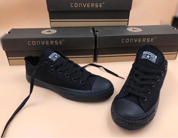 4thstreetW's tweet photo. Converse All star 
Size 37-45
Kes. 1500 
Call, text or whatsapp 0742955418
Delivery free within cbd

#BetterTogether eastleigh Eldoret Nbi #JumiaBlackFridaysKE raila odinga #SonkoHashtags Major Seii #MybigorderBlackFriday uhuru Ruto #MauritiusOilSpill https://t.co/HjDS8UR2Je