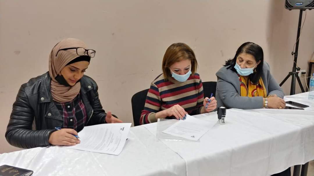 YWCAPalestine's tweet photo. The YWCA of Palestine, in partnership with Al Muntada, signed 6 agreements with a group of youth who have been given grants to implement initiatives to demand the adoption of the #FamilyProtectionBill within "Sawasia 2" joint program between UNDP/PAPP, UN Women, & UNICEF. https://t.co/ae7lpbQoXD