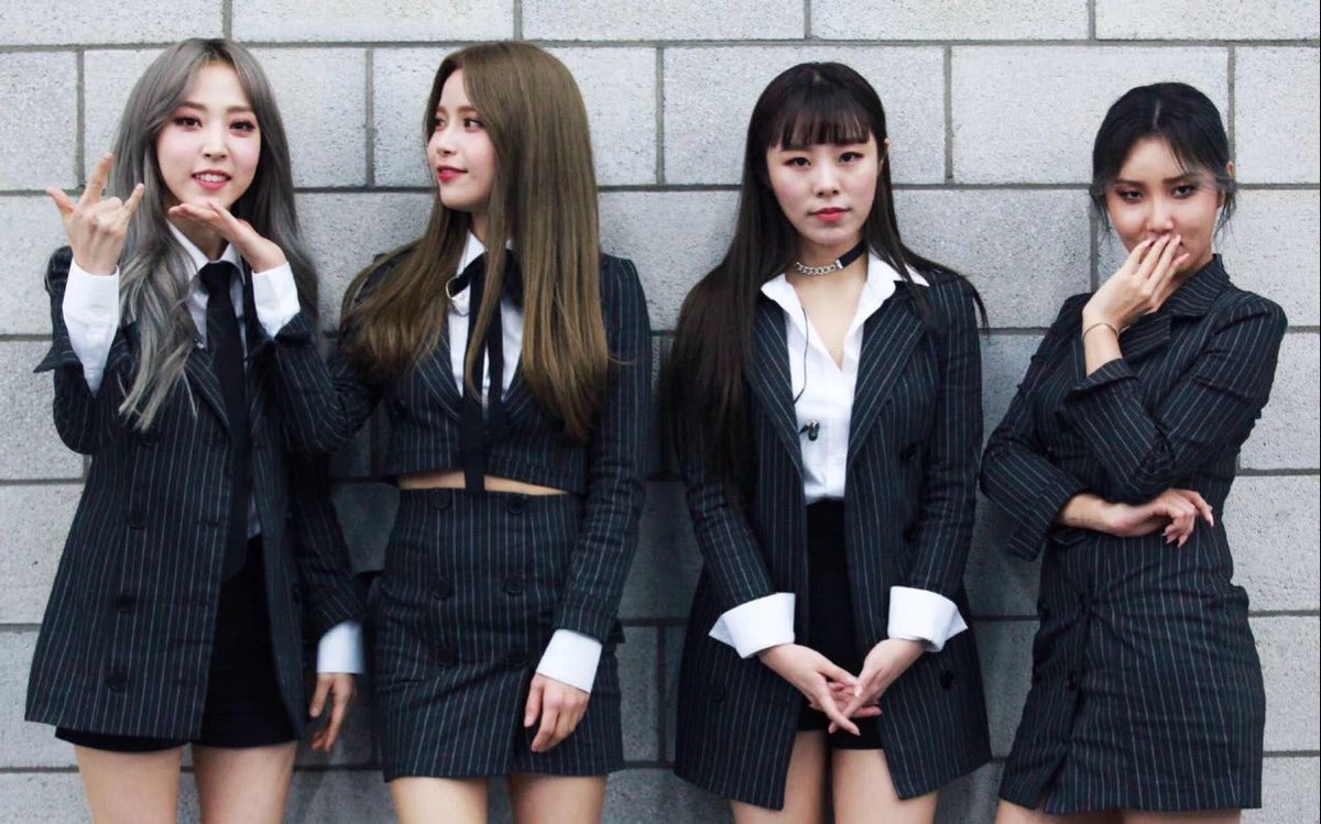 Not only were mmm attacked because of their looks, their “unnie-like” debut concept was under great controversy.Amongst many other cute, fresh and zesty girl groups popular at that time, their mature queen-ish style appeared quite antipathetic.