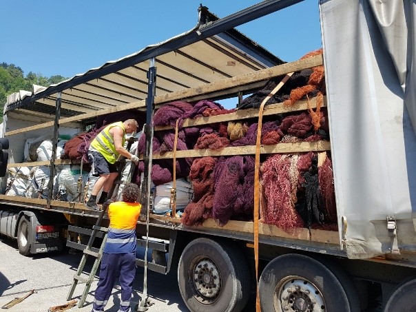vitcheva_eu's tweet photo. In the EU, around 20% of fishing gears is lost at sea, posing a serious threat to the #marine environment.
#Redcycle recovers old fishing nets &amp; turns them into high-quality fabrics to be used in technical clothing.
With little help from 🇪🇺 https://t.co/uPzwGmBiX2
#CircularEU https://t.co/0fPZddtSNX