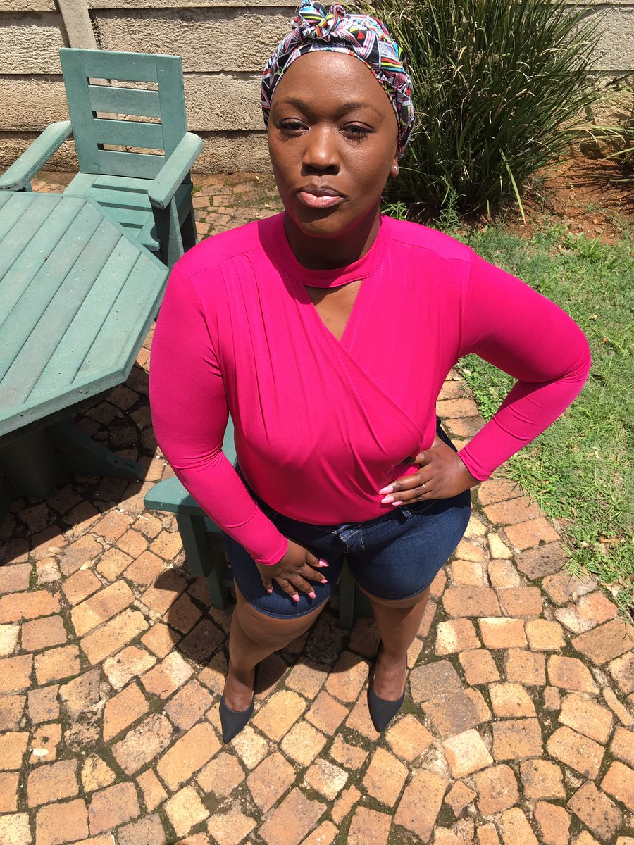 MrsBashaT's tweet photo. Getting ready for the Mrs SA zoom webinar😁😊🌻 #mrsa2020 #mrssatop50 #sheisbonafide #excited #mrssatop25 https://t.co/Y8HzpujfZH