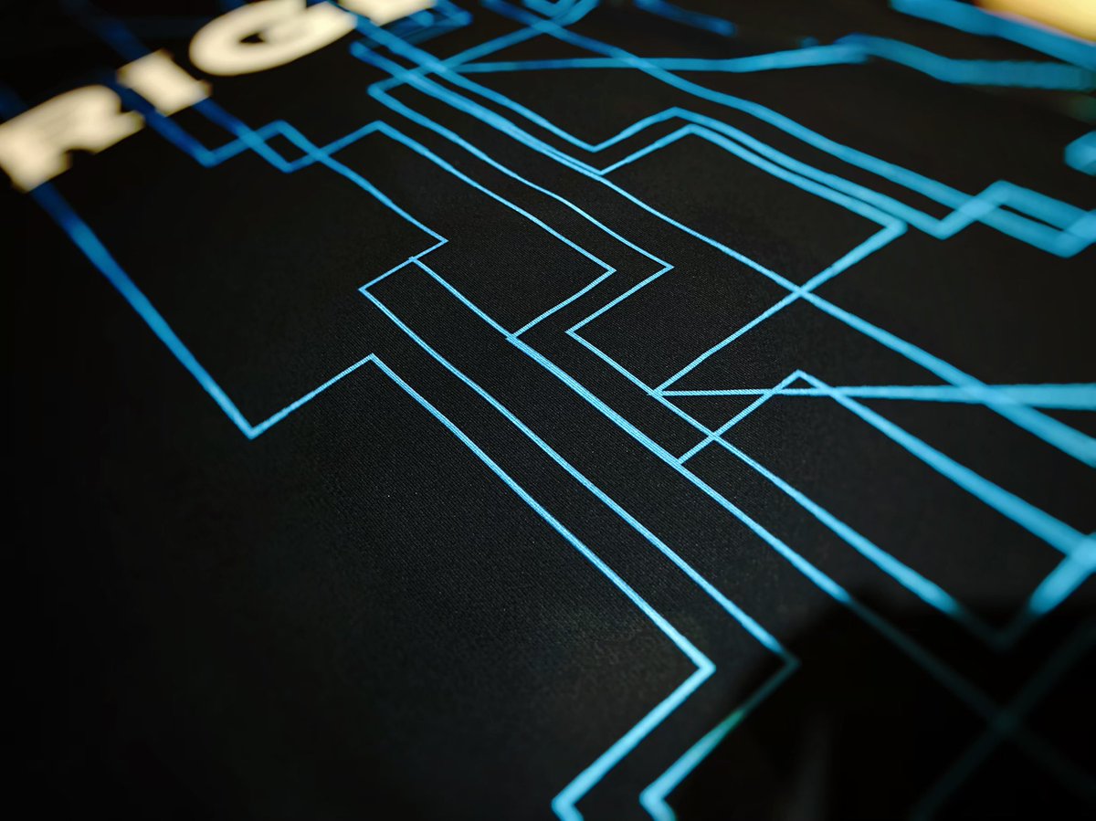 all_G_triGer's tweet image. e-sports用セミオーダーユニフォームを作りませんか？
グラデーションや蛍光インクを使用した個性的な柄が勢揃い✨
記号を選ぶだけで簡単にユニフォームが作れちゃいます！
お気軽にDMへお問い合わせください✉

#esports #uniform #eスポーツ #ユニフォーム #セミオーダー #gtriger