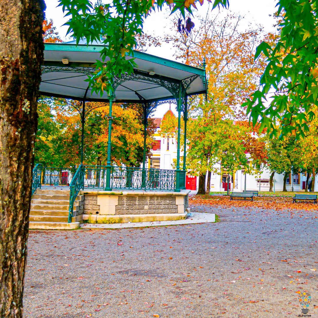 RlDigiCom's tweet photo. 🔶🔷 Le kiosque du Parc des Arènes de @DaxTourisme  dans @Les_Landes  révélé par les jolies couleurs de l'automne 👌.

#rldigicom #communictiondigitale #photooftheday #automne #kiosque #arenesdedax #dax #couleursnaturelles #landes

RLDigiCom sur #Google https://t.co/gtdDe9Ym8Z https://t.co/bWtaIOakl0