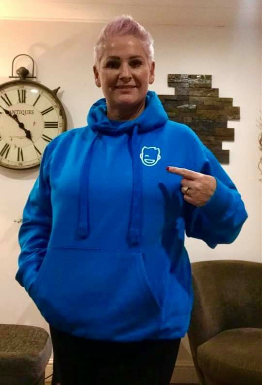 Carrick_Girl's tweet photo. My friend Paula delighted with her new @radio_stephen merchandise hoodie & Teeshirt from the #stephenclementsfoundation
All profits go to local charities 👏👏💙
#keepinghismemoryalive @GavinClements https://t.co/uhSkkaD7fA
