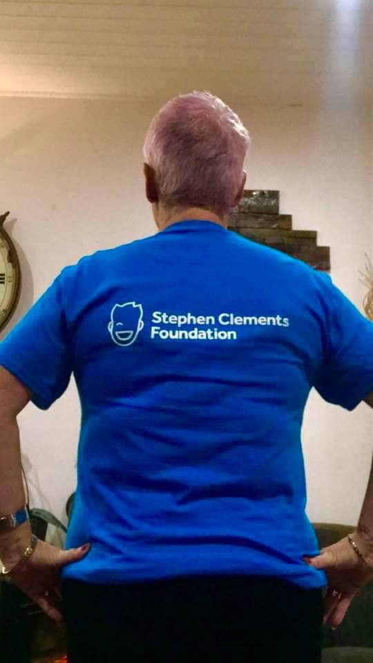 Carrick_Girl's tweet photo. My friend Paula delighted with her new @radio_stephen merchandise hoodie & Teeshirt from the #stephenclementsfoundation
All profits go to local charities 👏👏💙
#keepinghismemoryalive @GavinClements https://t.co/uhSkkaD7fA