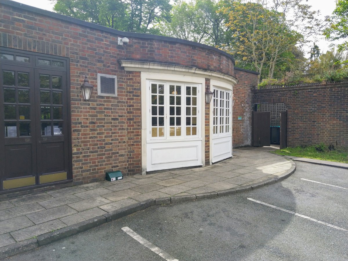 D&M filming locations fan tweet media