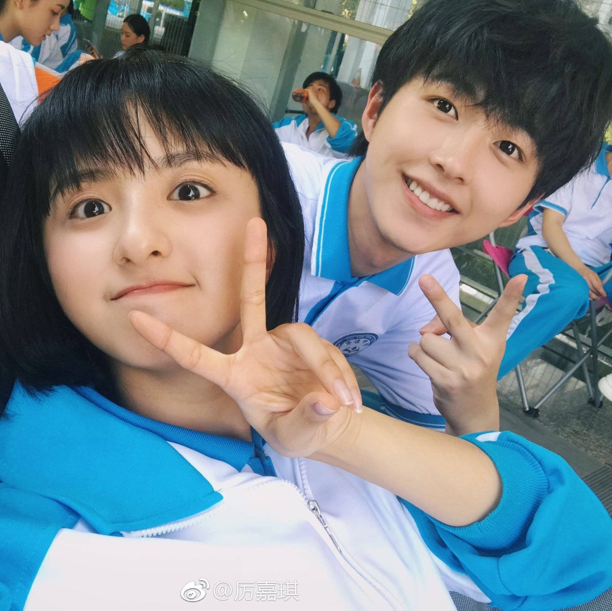xichaguan's tweet photo. Su Cancan and Lin Jiaze shippers, rejoice!! 🙊  They met at the Rayli x Croxx Fashion Night, they are still good friends 🥰

Please rewatch #WaitMyYouth on Netflix, it has been exactly one year since Netflix released this drama 🥰

#LiJiaQi #LiGeYang
#WaitMyYouthNetflix https://t.co/3vL3zQHsAA