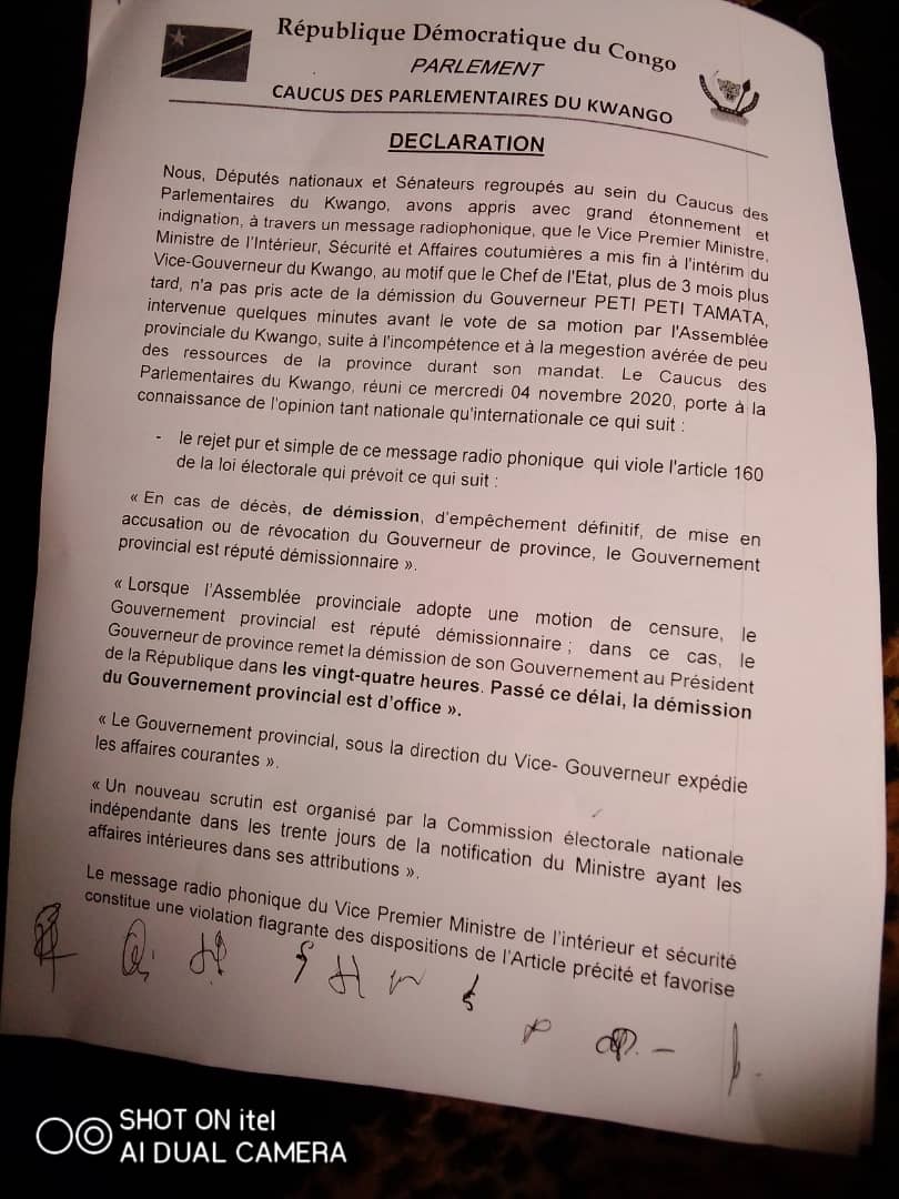 BattyBita's tweet photo. Le Caucus des Parlementaires du Kwango est le premier violeur de la constitution , c'est lui le géniteur du système rotatif du pouvoir politique qui est anti constitutionnel et source d'instabilité socio-économique du Kwango;les élus provinciaux doivent éviter les copies collées https://t.co/ZUamGS6G3M