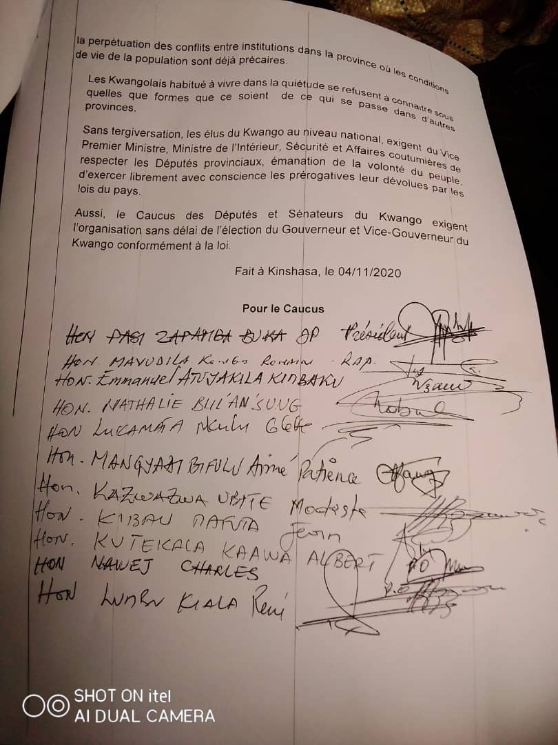 BattyBita's tweet photo. Le Caucus des Parlementaires du Kwango est le premier violeur de la constitution , c'est lui le géniteur du système rotatif du pouvoir politique qui est anti constitutionnel et source d'instabilité socio-économique du Kwango;les élus provinciaux doivent éviter les copies collées https://t.co/ZUamGS6G3M