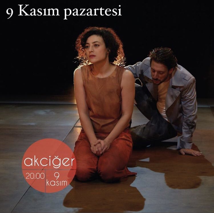 Yüreğimiz buruk. Ancak heyecanımızla ve sıkı tedbirlerimizle oynamaya devam ediyoruz.
“AKCİĞER” 9 kasım pazartesi <a href="/modasahnesi/">moda sahnesi</a> nde. Alınan tedbirler doğrultusunda saat 20:00 de başlıyoruz. <a href="/nergisozturk/">Nergis Öztürk</a> <a href="/TiyatroiN/">TiyatroiN</a>