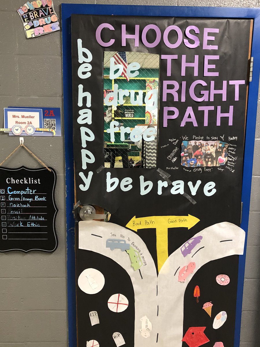 Congrats Red Ribbon Week Door Winners! 1st place: Mrs Burgess’ Homeroom, Drugbusters! 2nd: Mr.Turner’s Bee Happy Bee Brave Bee Drug Free! Honorable Mention: Mrs. Mueller’s Choose the Right Path! #ccsdtn #redribbonweek #inyourcorner #levelup #challengeaccepted @cheatham37015