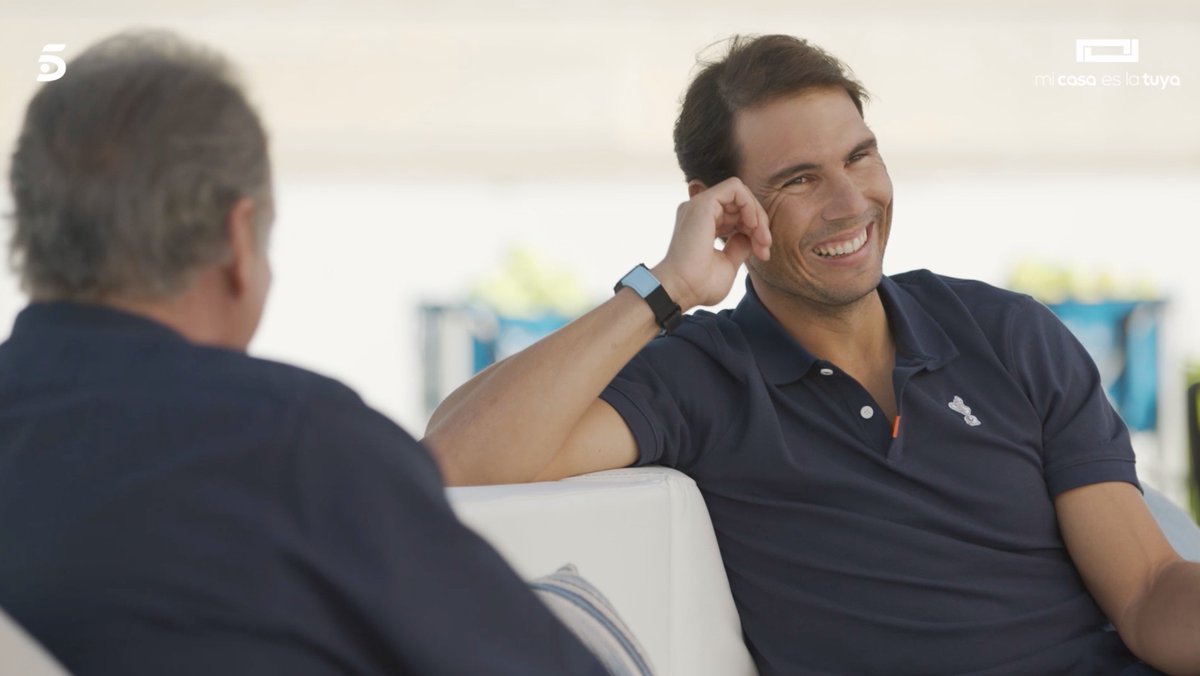 micasaeslatuya's tweet photo. El mejor tenista del mundo, una leyenda del deporte, un ejemplo de humildad, ganador de 20 Grand Slams, 13 @rolandgarros...

Lo llames como lo llames... 
🚨 ¡RAFA NADAL! 🚨

Hoy es el día. A las 22:00h, nos vemos en @telecincoes 📍

#MiCasaRafaNadal 🎾 https://t.co/Ym56fPjcqd