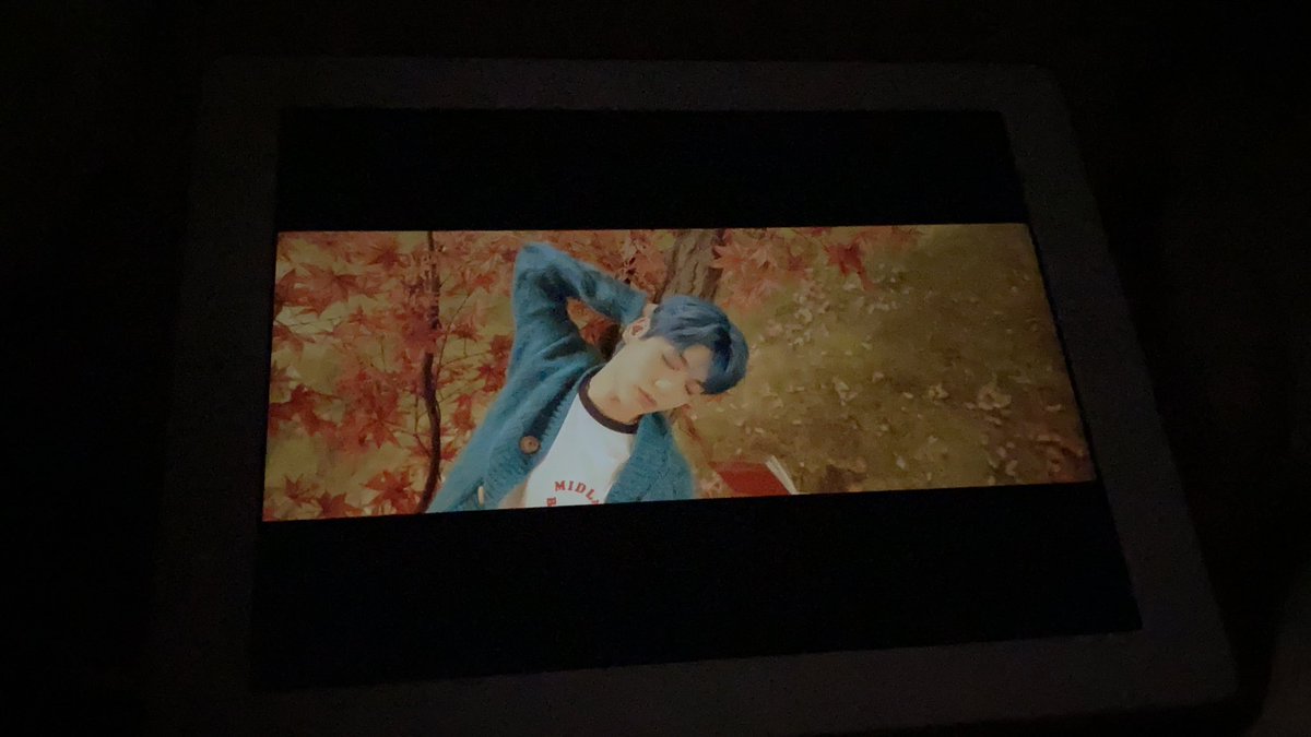 ccattyun's tweet photo. moa, por favor, participen del streaming party, ya no sé como explicarles que las vistas son importantes
#BlueHourMV #BlueHour #BlueHourReRelease @TXT_members @TXT_bighit https://t.co/iFFhxnyJwb