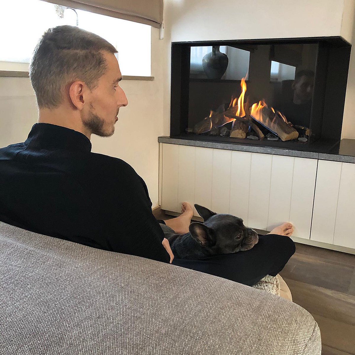 Finally BACK HOME!!! The results were not what we expected but i am happy to be back home with my wife and my little friend. We will take day by day and i enjoy every second of it 💪🏻🙏🏼 #staypositive #nevergiveup