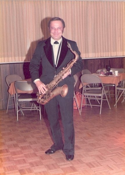 wainjoe's tweet photo. On #NationalSaxophoneDay I’m thinking about my father. #musician #creativity #thegreatestgeneration #gigeneration https://t.co/LOzIuwrGPz
