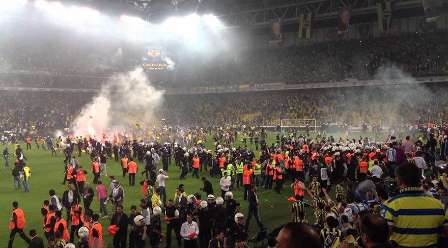 gencfborg's tweet photo. HAKLIYDIK KAZANDIK, ŞİMDİ FENERBAHÇE’YE DİZ ÇÖKTÜRMEYE ÇALIŞANLARLA HESAPLAŞMA VAKTİ!

 #HesapVereceksinizFenerbahçeye https://t.co/u7Ndtf1qTW