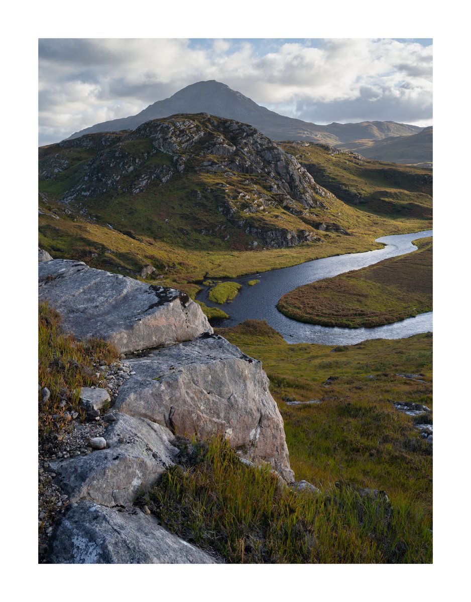 NickMcLaren4x5's tweet photo. Ben Stack and River Laxford (portrait, needs a tap/click)

#Sutherland #Scotland #Mountain #RiverLaxford #BenStack @NWHGeopark https://t.co/tDjmu1gCkE
