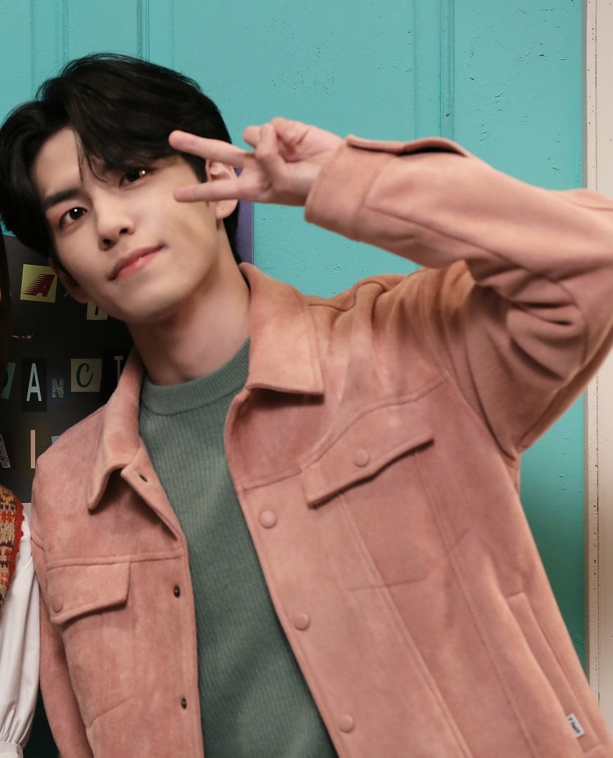 Day6FashionIndo's tweet photo. 201106 Wonpil On BOL4 Dancing Cartoon Behind
🐰 1'SOFT - Suede Trucker Jacket Indie Pink
KRW 49.000 - IDR 623.000
🔗 https://t.co/HeJZl1Y4aH
#Wonpil #Day6 #EOD #EvenOfDay #Myday #DancingCartoon #원필 #데이식스 #마이데이 https://t.co/JEQkRKIvkT