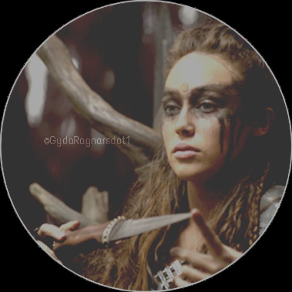 FandomLayouts19's tweet photo. O.C ( Original Character) PFP AND LAYOUT FOR
 → @GydaRagnarsdot1 ← Follow 
Dm/reply if interested
Rt pinned for appreciation
Thanks ❤️ https://t.co/zCf7zP8ZE7