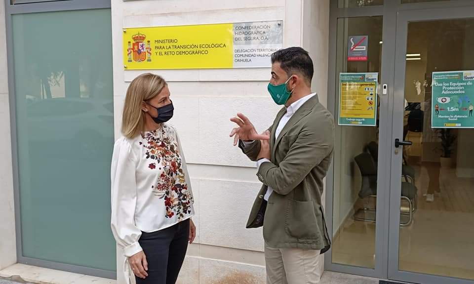 AparicioDamaso's tweet photo. Visita a la Delegación Territorial de la Comunidad Valenciana de la @chsriosegura, oficina con sede en Orihuela y abierta esta semana. #SeguimosTrabajando en estrecha colaboración para conseguir las mejoras que necesita nuestro río y su cuenca.
#TodoPorOrihuela
#EstoFunciona https://t.co/dOEYLVrcdg