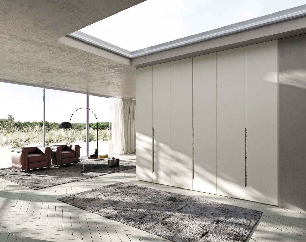 mobilgamspa's tweet photo. Le maniglie Cross consentono di comporre originali asimmetrie quando posizionate doppie e speculari per un risultato estetico eccellente e di confortevole praticità. 

#mobilgam #madeinitaly #bedroom #wardrobe #armadi #nightcollection #arredamentomoderno #funzionalità https://t.co/iVwmS6QgZ6
