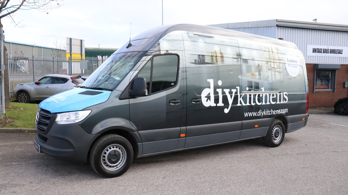HGGraphics_uk's tweet photo. Proud to showcase another fleet vehicle added to the list for @DIY_Kitchens 
We absolutely love the artwork and design!
••••••••••••••••••••••••••••••••••••••••
🖥 https://t.co/Gm3NzFirjt
#diykitchens #fleetvehicle #vandesign #fleetlivery https://t.co/MfqhVLJbqh