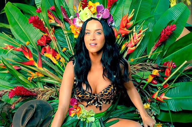 princekeevven's tweet photo. Hello @katyperry 
I Love you! 

-Atarrah https://t.co/re9h5bKmRt