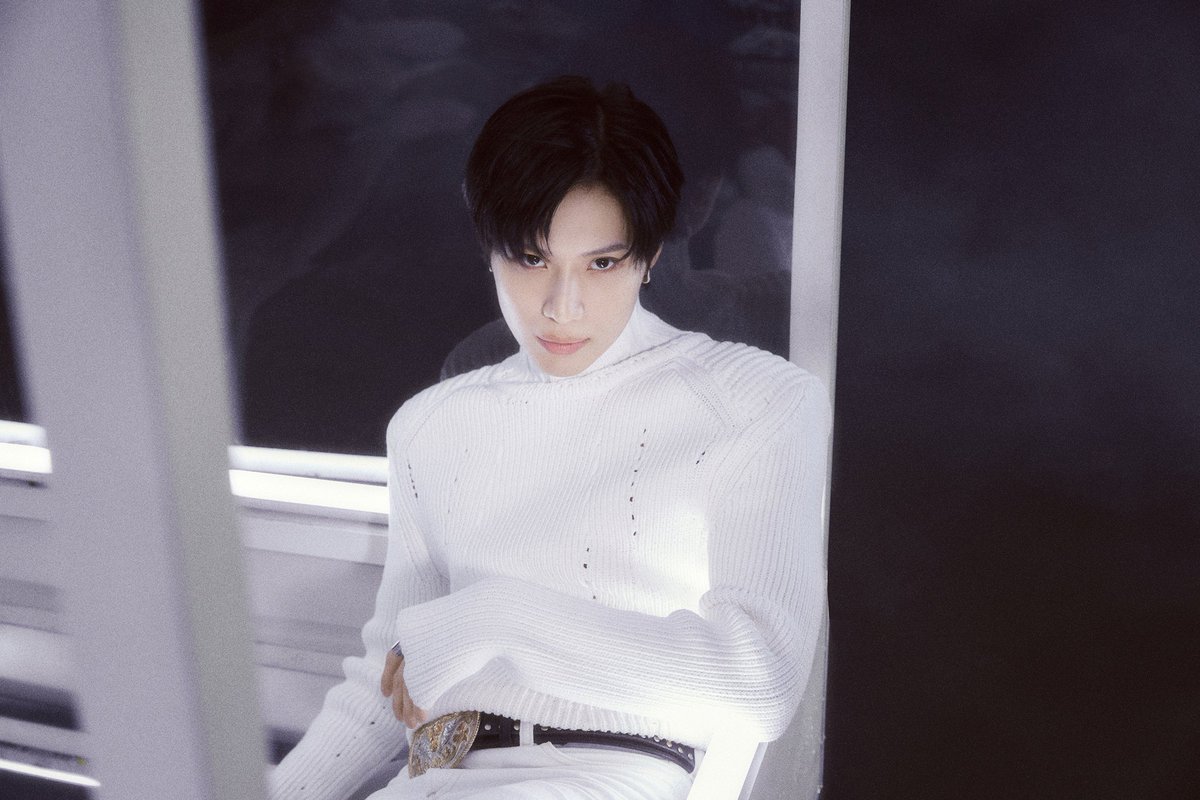 xoalsoang's tweet photo. #Funfact!
Do you know that the 'AE' in TAEMIN stand for Aesthetic? https://t.co/T56jDdoZke