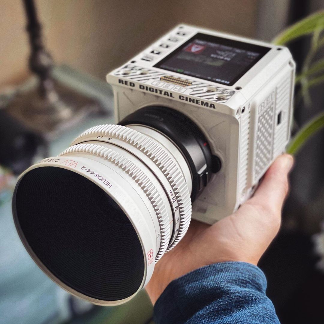 IronGlassTeam's tweet photo. Very exciting news! We have a new camera in our @ironglassadapters + @vintagelensesforvideo family - the @reddigitalcinema Komodo 😍 which goes perfectly with out rehoused Soviet lenses! Thank you @instajarred for creating this little beast! 👍

#reddigitalcinima #redkomodo https://t.co/DSnvN4q4js
