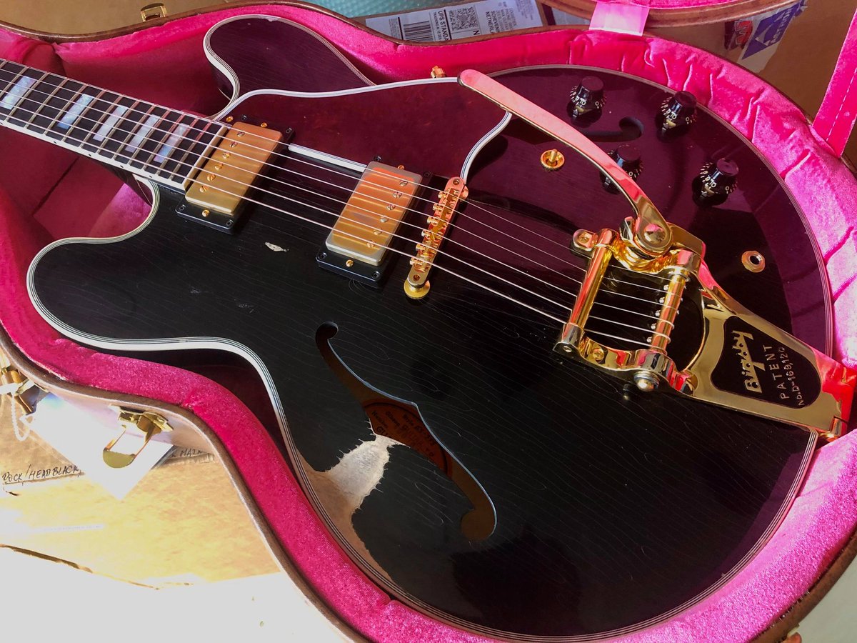 MaxGuitarStore's tweet photo. Ultra aged Gibson Custom ES355!  Awesome Stuff! https://t.co/agzfSmELSi