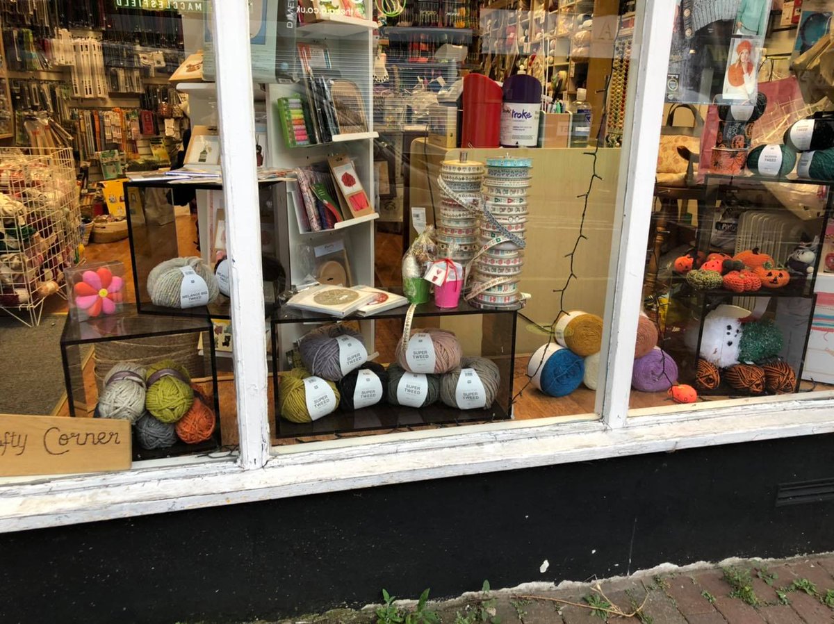 it_macc's tweet photo. We're into our second lockdown, but there's still no easy way of finding out which local independent businesses are open, offering click &amp; collect or takeaway. #Covid19 #RecoveryWorkingGroup are working on it, but in meantime use #KeepitMacc #Macclesfield https://t.co/KYRCbjLfUJ