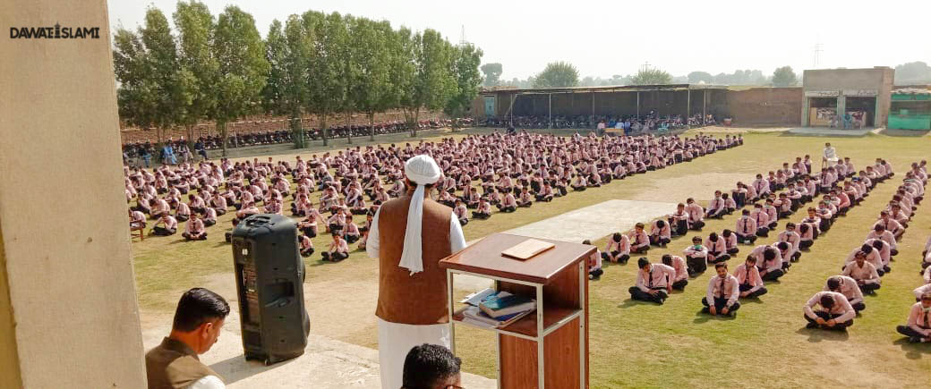 MADANIinfo's tweet photo. عارف والا کے مقامی کالج میں سالانہ عظیم الشان اجتماع میلاد کا انعقاد ہوا ۔
 شعبہ تعلیم کے تحت  طلباء میں سنتوں بھرا بیان ہو ا  جس میں کثیر طلباء و ادارے کے اساتذہ و عہدی��اران نے شرکت کی ۔

#Dawateislami https://t.co/DvyBedGzem
