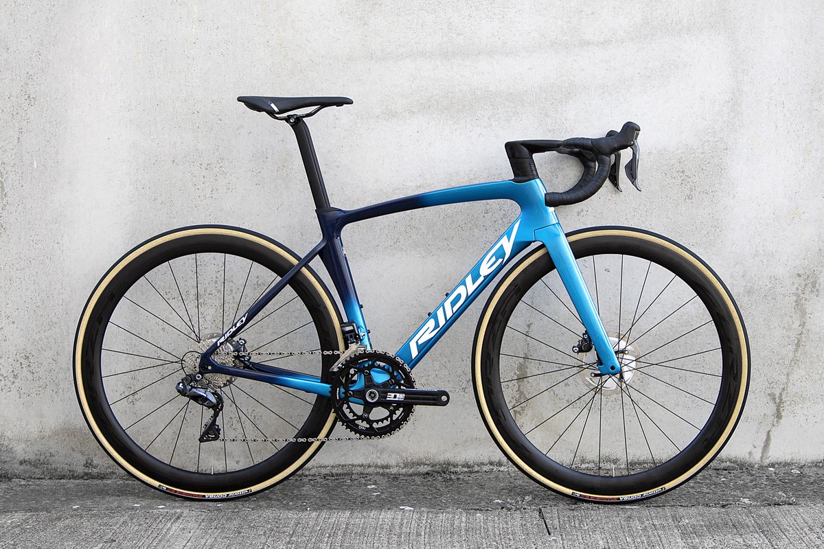 Ridley_Bikes's tweet photo. This Noah Fast Disc Pureline Fade is just stunning!
What colours would you use for a Pureline Fade design?
Colour 1: Blue Metallic // 583
Colour 2: Deep Dark Blue // 115
Colour 3: White // 1
Finish: Glossy
#NoahFastDisc #Pureline https://t.co/VWyQ35Jo22