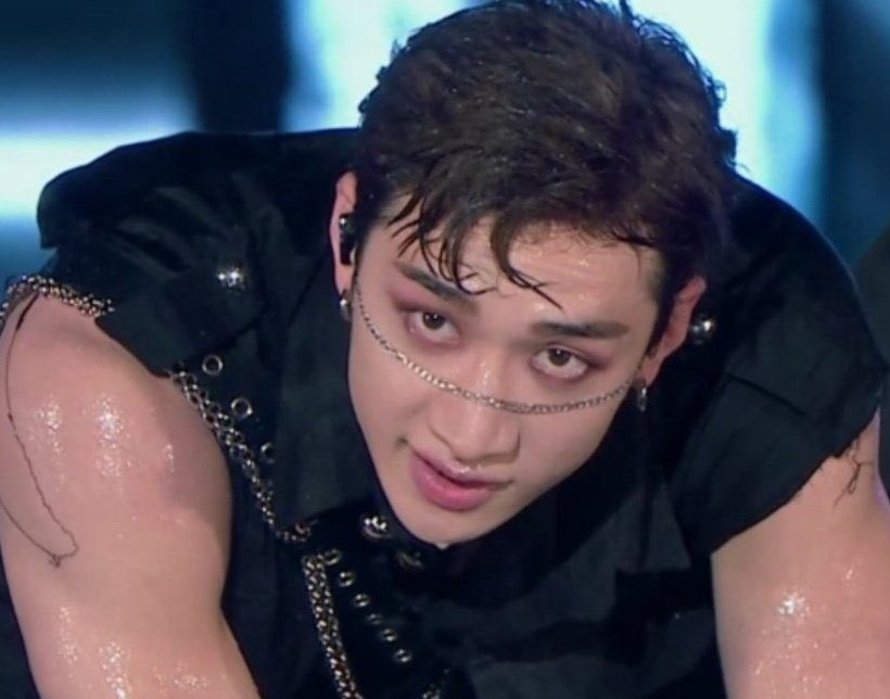 — bang chan’s arms; a super necessary thread  #StrayKids  #skz