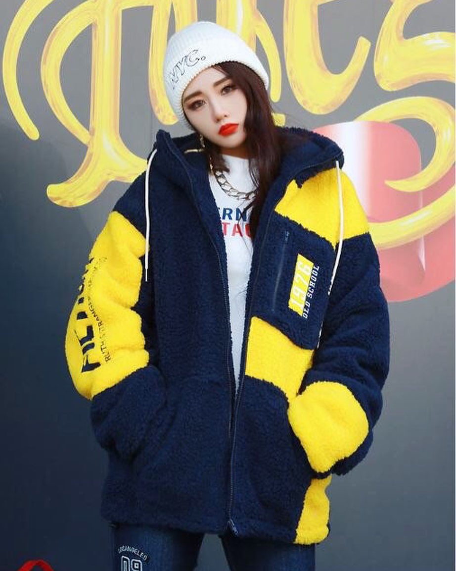 1you_official1's tweet image. 金曜日は1you新アイテム入荷日♡
今回はバイカラージャケット🧥
ユニセックスボアブルゾン、ウールニット、ニットワンピースが入荷しています🧶
どれも保温効果ばっちり◎

1you.shop

#1you
#わんゆー
#韓国好きな人と繋がりたい
